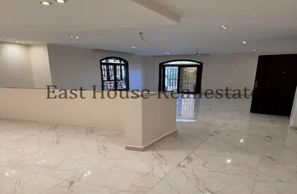 Apartment - 4 Bedrooms - 2 Bathrooms for rent in Ganoob El Acadimia - New Cairo City - Cairo