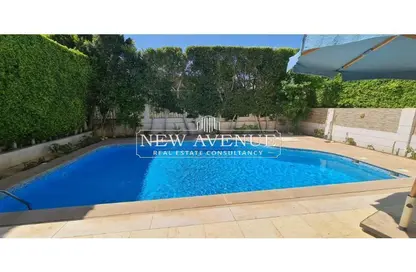 Villa - 4 Bedrooms - 4 Bathrooms for sale in Al Shorouk 2000 - El Shorouk Compounds - Shorouk City - Cairo