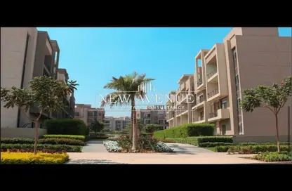 Apartment - 3 Bedrooms - 3 Bathrooms for sale in Moon Residences - Fifth Square - The 5th Settlement - New Cairo City - Cairo