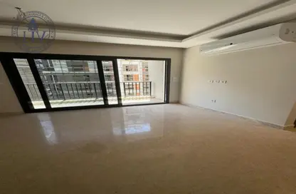 Apartment - 2 Bedrooms - 2 Bathrooms for sale in Al Nozha St. - 15th District - Sheikh Zayed City - Giza