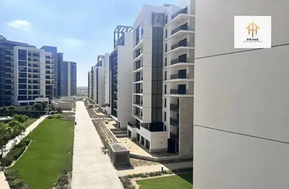 Apartment - 2 Bedrooms - 1 Bathroom for sale in Zed Towers - Sheikh Zayed Compounds - Sheikh Zayed City - Giza