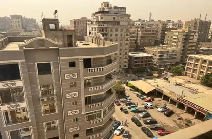 Apartment - 3 Bedrooms - 2 Bathrooms for sale in Nagaty Serag St. - 8th Zone - Nasr City - Cairo