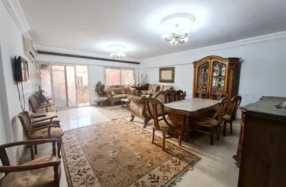 Apartment - 3 Bedrooms - 2 Bathrooms for rent in Laurent - Hay Sharq - Alexandria