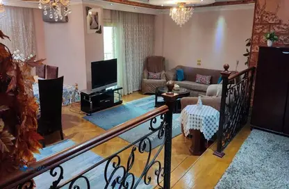 Apartment - 3 Bedrooms - 2 Bathrooms for sale in Ahmed Al Zomor St. - 8th Zone - Nasr City - Cairo