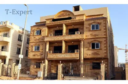 Apartment - 4 Bedrooms - 3 Bathrooms for sale in Tamr Hena - 5th Settlement Compounds - The 5th Settlement - New Cairo City - Cairo