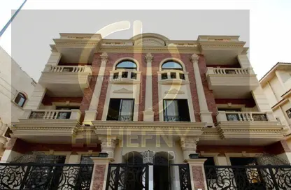 Apartment - 3 Bedrooms - 3 Bathrooms for sale in Al Shouyfat St. - District 1 - The 5th Settlement - New Cairo City - Cairo