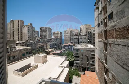 Apartment - 3 Bedrooms - 2 Bathrooms for sale in Gleim Square - Glim - Hay Sharq - Alexandria