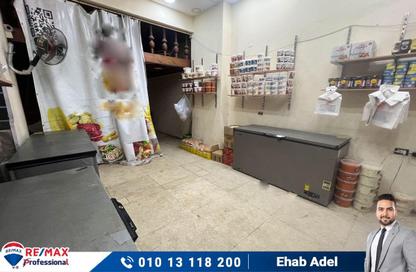 Shop - Studio - 1 Bathroom for sale in Al Fath St. - Janaklees - Hay Sharq - Alexandria