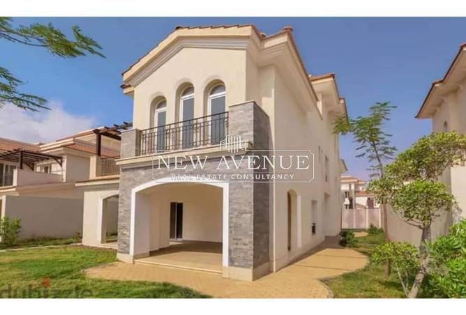 Villa - 3 Bedrooms - 3 Bathrooms for sale in Sarai - Mostakbal City Compounds - Mostakbal City - Future City - Cairo