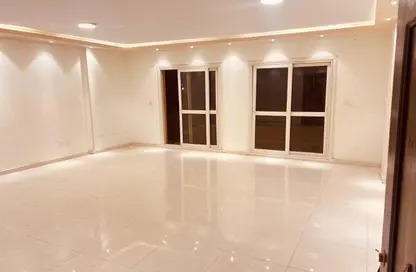 Apartment - 3 Bedrooms - 3 Bathrooms for rent in Al Khamayel city - Sheikh Zayed Compounds - Sheikh Zayed City - Giza