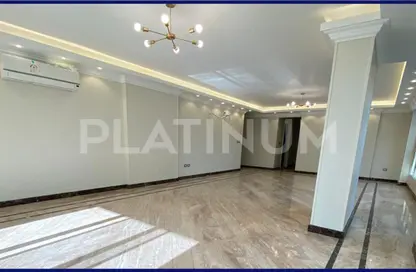 Apartment - 3 Bedrooms - 3 Bathrooms for rent in Abo Qir St. - Sporting - Hay Sharq - Alexandria