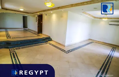 Penthouse - 3 Bedrooms - 2 Bathrooms for rent in Street 213 - Degla - Hay El Maadi - Cairo