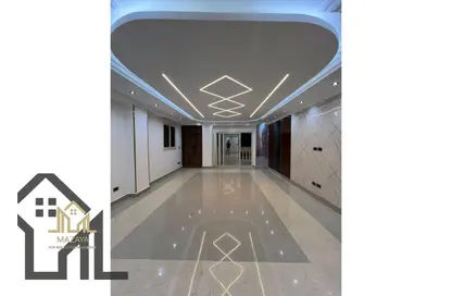 Apartment - 4 Bedrooms - 2 Bathrooms for sale in Gate 1 - Khofo - Hadayek El Ahram - Giza