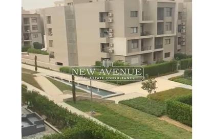 Apartment - 3 Bedrooms - 2 Bathrooms for sale in Villa Square - Fifth Square - The 5th Settlement - New Cairo City - Cairo