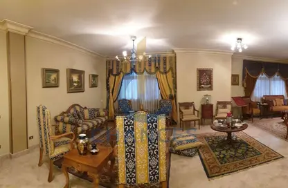 Villa - 6 Bedrooms - 6 Bathrooms for sale in Tabarak - Zahraa El Maadi - Hay El Maadi - Cairo