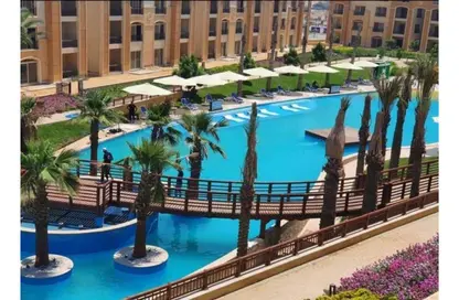 Apartment - 2 Bedrooms - 2 Bathrooms for sale in Stone Residence - 5th Settlement Compounds - The 5th Settlement - New Cairo City - Cairo