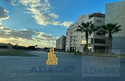 Whole Building - Studio for sale in Beverly Hills Road - 17th District - Sheikh Zayed City - Giza