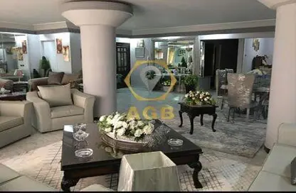 Apartment - 4 Bedrooms - 3 Bathrooms for sale in Al Maqrizi St. - Roxy - Heliopolis - Masr El Gedida - Cairo