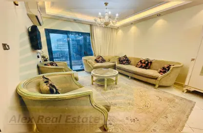 Apartment - 3 Bedrooms - 1 Bathroom for rent in Al Mosheer Ahmed Ismail St. - Sidi Gaber - Hay Sharq - Alexandria