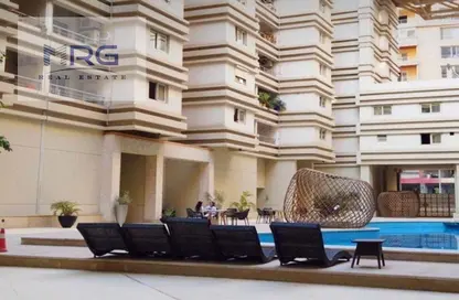 Apartment - 4 Bedrooms - 2 Bathrooms for sale in Degla View - Zahraa El Maadi - Hay El Maadi - Cairo