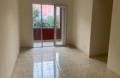 Apartment - 2 Bedrooms - 1 Bathroom for rent in Rawdat Zayed - 12th District - Sheikh Zayed City - Giza