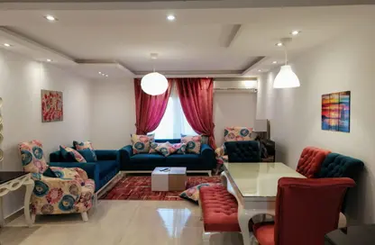 Apartment - 2 Bedrooms - 1 Bathroom for rent in El Rehab Extension - Al Rehab - New Cairo City - Cairo