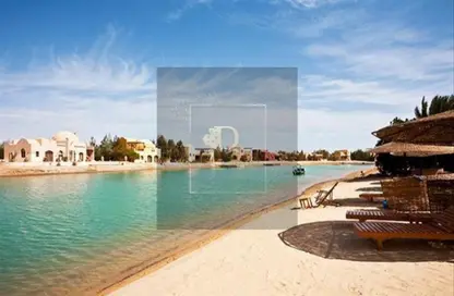 Villa - 4 Bedrooms - 5 Bathrooms for sale in Azha - Al Ain Al Sokhna - Suez