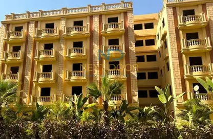 Apartment - 3 Bedrooms - 2 Bathrooms for sale in Al Ashrafiya - North Investors Area - New Cairo City - Cairo