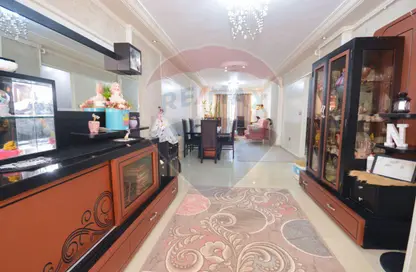 Apartment - 3 Bedrooms - 2 Bathrooms for sale in Iskandar Ibrahim St. - Miami - Hay Awal El Montazah - Alexandria