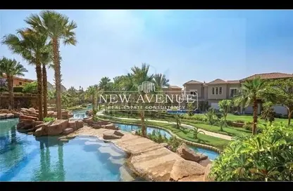 Villa - 5 Bedrooms - 4 Bathrooms for sale in Swan Lake - The 1st Settlement - New Cairo City - Cairo