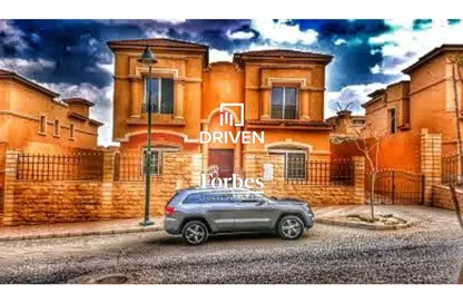 Villa - 5 Bedrooms - 4 Bathrooms for sale in Royal Meadows - Sheikh Zayed Compounds - Sheikh Zayed City - Giza