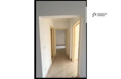 Apartment - 2 Bedrooms - 1 Bathroom for sale in Madinaty - Cairo