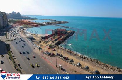 Apartment - 5 Bedrooms - 5 Bathrooms for sale in Al Geish Road - Laurent - Hay Sharq - Alexandria