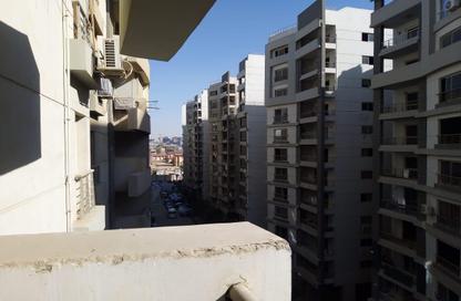 Apartment - 2 Bedrooms - 1 Bathroom for sale in Bavaria Town - Zahraa El Maadi - Hay El Maadi - Cairo