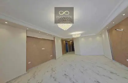 Apartment - 3 Bedrooms - 2 Bathrooms for rent in 2nd Sector - Zahraa El Maadi - Hay El Maadi - Cairo