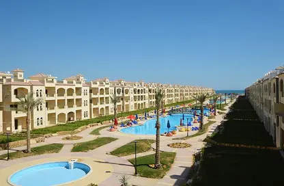 Chalet - 1 Bedroom - 1 Bathroom for sale in Lasirena Palm Beach - Al Ain Al Sokhna - Suez