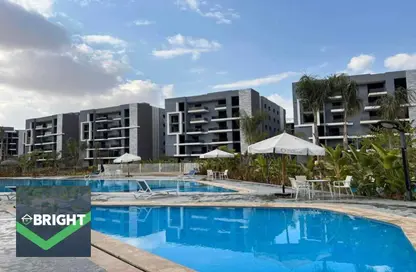 Apartment - 2 Bedrooms - 2 Bathrooms for sale in Sun Capital - Fayoum Desert road - 6 October City - Giza