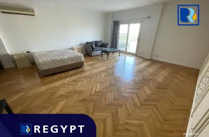 Apartment - 5 Bedrooms - 4 Bathrooms for sale in Cornish El Nile St. - Maadi - Hay El Maadi - Cairo