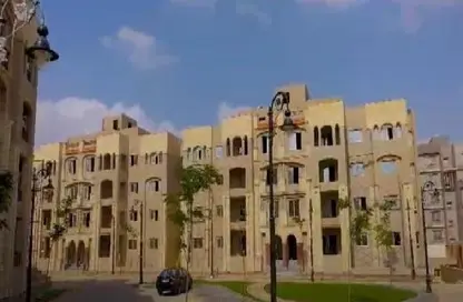 Apartment - 3 Bedrooms - 3 Bathrooms for sale in Rock Vera - 5th Settlement Compounds - The 5th Settlement - New Cairo City - Cairo