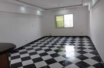 Apartment - 2 Bedrooms - 1 Bathroom for sale in 13th District - Sheikh Zayed City - Giza