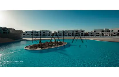 Chalet - 3 Bedrooms - 3 Bathrooms for sale in Makadi Orascom Resort - Makadi - Hurghada - Red Sea