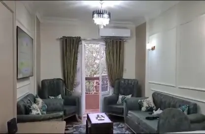 Apartment - 3 Bedrooms - 2 Bathrooms for sale in Ahmed Orabi St. - Mohandessin - Giza