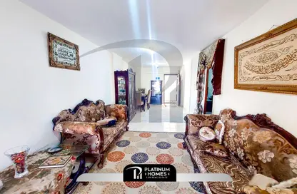 Apartment - 2 Bedrooms - 1 Bathroom for sale in Zaki Ragab St. - Smouha - Hay Sharq - Alexandria