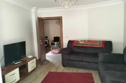 Apartment - 2 Bedrooms - 2 Bathrooms for rent in Feini Square - Dokki - Giza