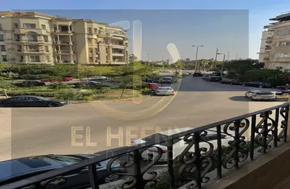 Apartment - 3 Bedrooms - 2 Bathrooms for sale in Street 27 - District 5 - The 5th Settlement - New Cairo City - Cairo