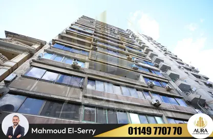 Apartment - 2 Bedrooms - 1 Bathroom for sale in Sporting - Hay Sharq - Alexandria