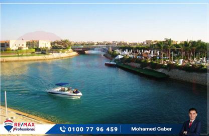 Chalet - 2 Bedrooms - 2 Bathrooms for sale in Marina 8 - Marina - Al Alamein - North Coast