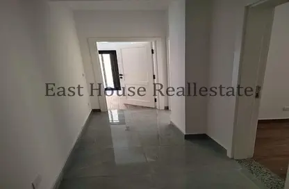 Apartment - 3 Bedrooms - 3 Bathrooms for rent in The 1st Settlement - New Cairo City - Cairo