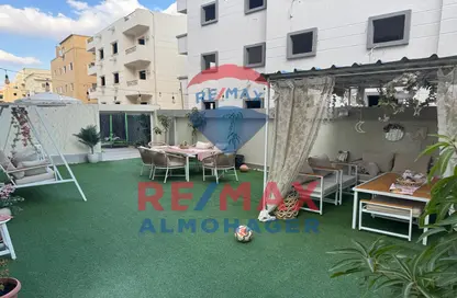 Duplex - 3 Bedrooms - 4 Bathrooms for sale in Zayed 2000 - 4th District - Sheikh Zayed City - Giza