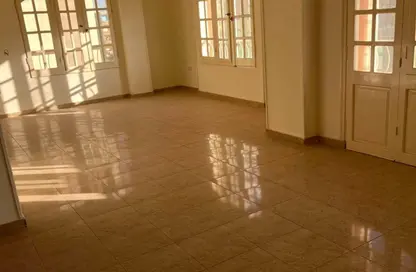 Apartment - 3 Bedrooms - 2 Bathrooms for rent in The 1st Settlement - New Cairo City - Cairo